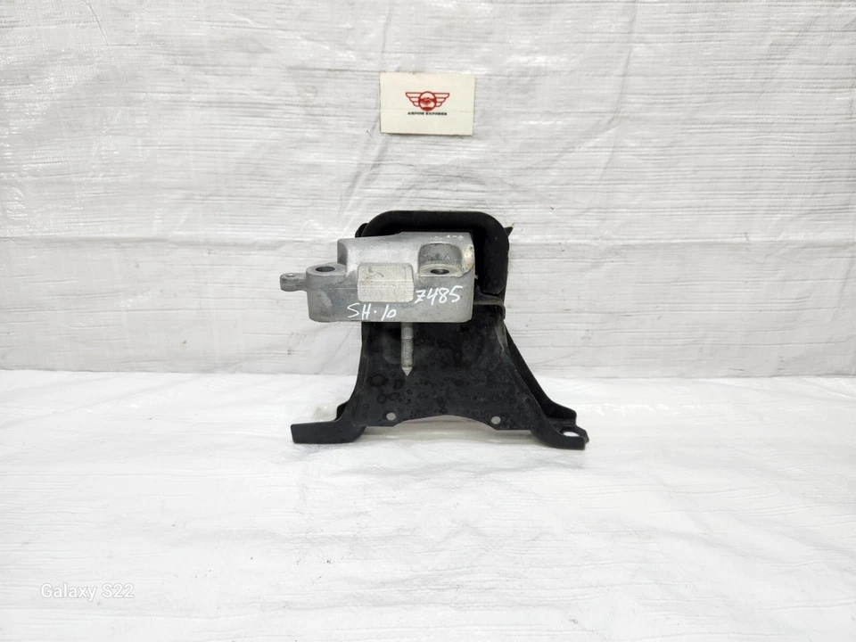 Toyota Corolla 2019-2025 montaje de motor pasajero derecho tracción delantera OEM 12305-F2010 Foto 1 de 4