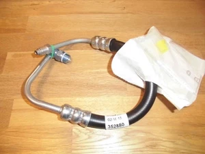 1999 - 2003 Ford Excursion, F-250, F-350 Pickup Power Steering Servo Hose NEW - Picture 1 of 2