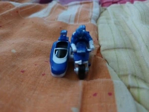 Galoob 1994 Mighty Morphin Power Rangers Micro Machines #3 Blue Ranger - Picture 1 of 5