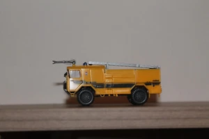 Jumbo Cheetah - TLF Flughafenfeuerwehr gelb - RMM Merlau - 1:87 - Bild 1 von 2