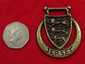 Vintage Cast Pony Horse Brass of the Coat of Arms of JERSEY in a Crescent #m02 - Picture 1 of 4