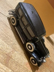 Franklin Mint Precision Models 1930 V-16 452 Cadillac Imperial Sedan Black SFr - Picture 1 of 24