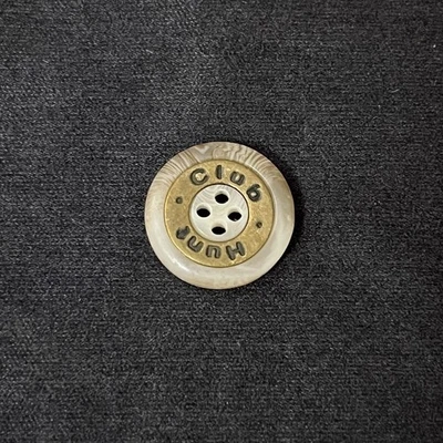 Hunt Club Replacement Spare button Blond Tortoise Shell With Metal Inlay 1.5cm - Image 1 of 3