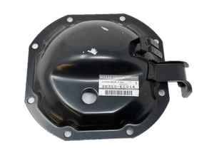 Genuine OEM Nissan Rear Differential Cover (8 hole) 38350-EC01A - Picture 1 of 1