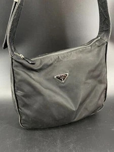 Original Prada Nylon Schultertasche mit Staubbeutel - Bild 1 von 18