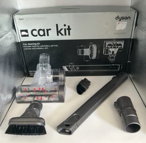 Kit de limpieza de coche Dyson con herramienta extensible para grietas, mini turbina, cepillo para polvo - Imagen 1 de 18