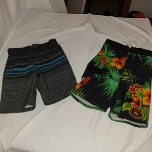Quiksilver Swim Trunks Lot of 2 In Memory of Eddie Aikau Hawaiian Style - Picture 1 of 7