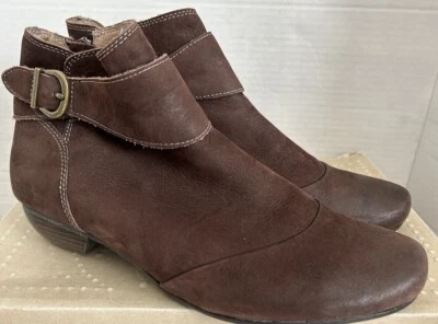 Taos Addition Women's Leather Comfort Booties SZ 9.5 Brown - Image 1 of 4