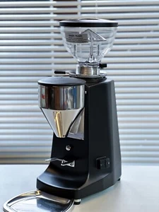 La Marzocco Lux D by MAZZER CoffeeGrinder - Picture 1 of 5
