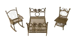 Vintage Puppenhaus Maßstab 1:12 Drahtgeflecht Möbel Bett Wippe & Stuhl goldfarben - Bild 1 von 7