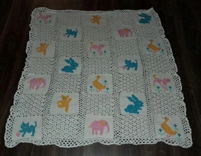 Animales de ganchillo afganos-bebés para guardería - bordes festoneados 46x43 pulgadas Hecho a mano Foto 1 de 2