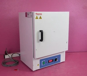 Horno de convección de laboratorio Fisher Scientific PR305225M Precision 1,7 ft³ (Amb-150C) - Imagen 1 de 17