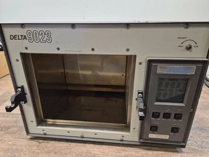 Delta Design Environmental test chamber 9023 4-3-1-1 - Picture 1 of 10