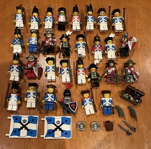 Vintage Lego Pirates Imperial Soldiers Horses, Minifigure Lot Red Blue Coats +++ - Picture 1 of 14