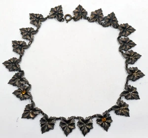 Collar antiguo vintage de hojas de otoño de color latón de 14" de largo por 3/4" piedras anaranjadas - Imagen 1 de 7