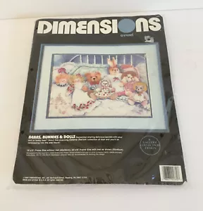 VTG 1989 Dimensions Bears Bunnies Dolls Crewel Embroidery Cross Stitch #1370 New - Bild 1 von 5
