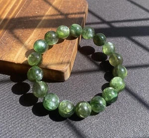 Natürlicher grüner Lepidolith Edelstein Kristall Perlen Stretch Armband 10,5 mm - Bild 1 von 5