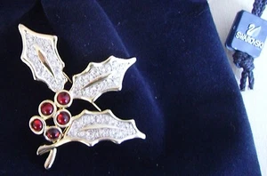 Broche prendedor Swarovski Holly Berry firmado VENTA DE VENTA - Imagen 1 de 2
