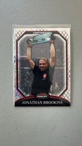 Jonathan Brookins 2011 Topps Finest UFC #61 X-Fractor XFractor USA MMA /388 - Bild 1 von 2
