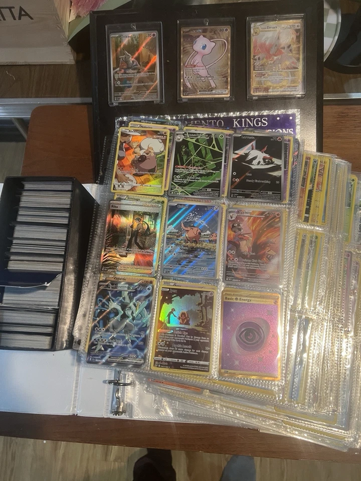 62 页 大量活页夹 Pokemon 卡系列 批量 Wotc 复古 Full Arts Holos — 第 1/4 张图片