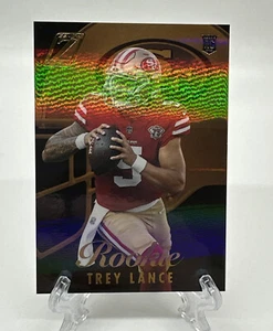 Trey Lance 2021 Panini Zenith Football Rookie #54 RC SF 49ers Dallas Cowboys - Foto 1 di 3