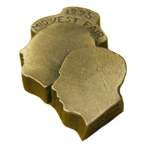 SEBASTIAN MINIATURE SML-672B Midwest Fair Medallion 1995 Baston Profiles HUDSON - Picture 1 of 2