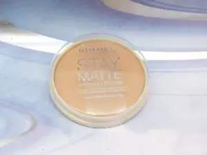 Polvo facial mate Rimmel London Stay 016 beige profundo 0,49 oz - Imagen 1 de 3