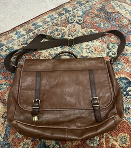 Fossil Leather Messenger Bag, Great Condition - Picture 1 of 5