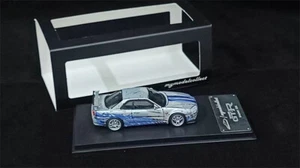 Modelo de coche fundido a presión MC 1:64 SKYLINE R34 V-SPEC - Imagen 1 de 8