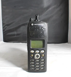 Motorola XTS2500 H46UCH9PW2BN Two Way Radio - BER May Be High - No Battery - Picture 1 of 7
