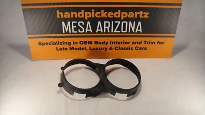 Oldsmobile Toronado 1969 OEM bisel de faros de plástico derecho #398778 Foto 1 de 4