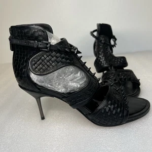 BCBG Max Azria Ma Cira Cuero Negro Tacón de Aguja Tejido Picos Talla 8M - Imagen 1 de 13