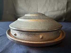 Willem Gebben at Warren Mackenzie Studio Mingei metallic pottery lidded dish - Picture 1 of 5