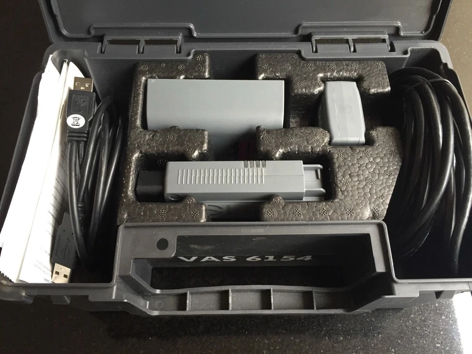 Genuine VAS 6154 Interface with Wlan module , dock and cables - Image 1 of 1