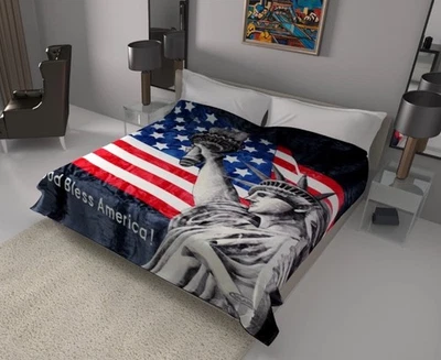 SOLARON LUXURY QUEEN BLANKET AMERICAN FLAG DESIGN RED WHITE BLUE 100% POLYESTER - Image 1 of 4