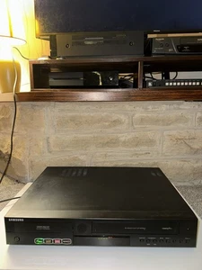 Samsung DVD-VR470M DVD VHS Combo VCR Recorder HDMI Freeview Tested & Working - Picture 1 of 5