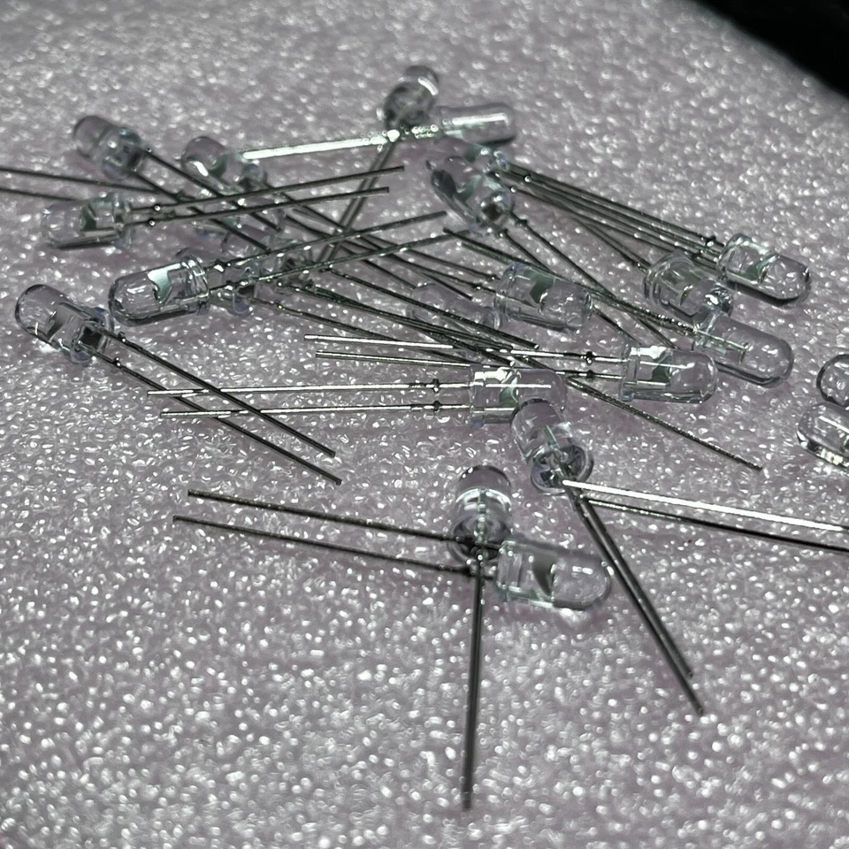 25 Pieces 5 mm Red Single Colorless-Transparent Agilent Through Hole LED's HLMP - Image 1 of 3