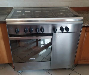 CUCINA A GAS DE LONGHI CON PORTABOMBOLA IN ACCIAIO INOX MODELLO DEMX 96 B5 ED - Foto 1 di 24