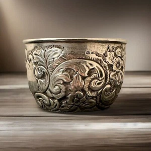 Antique Victorian Decorative Embossed Repousse sterling silver sugar bowl - Picture 1 of 14