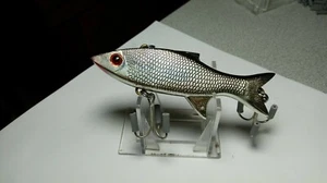 "DOLL FISH== XL 4"BODY, C-70'S,SIL/SCALE SIDES,BLK BACK, .90OZ,HOOKS,HDWE.==MINT - Picture 1 of 4