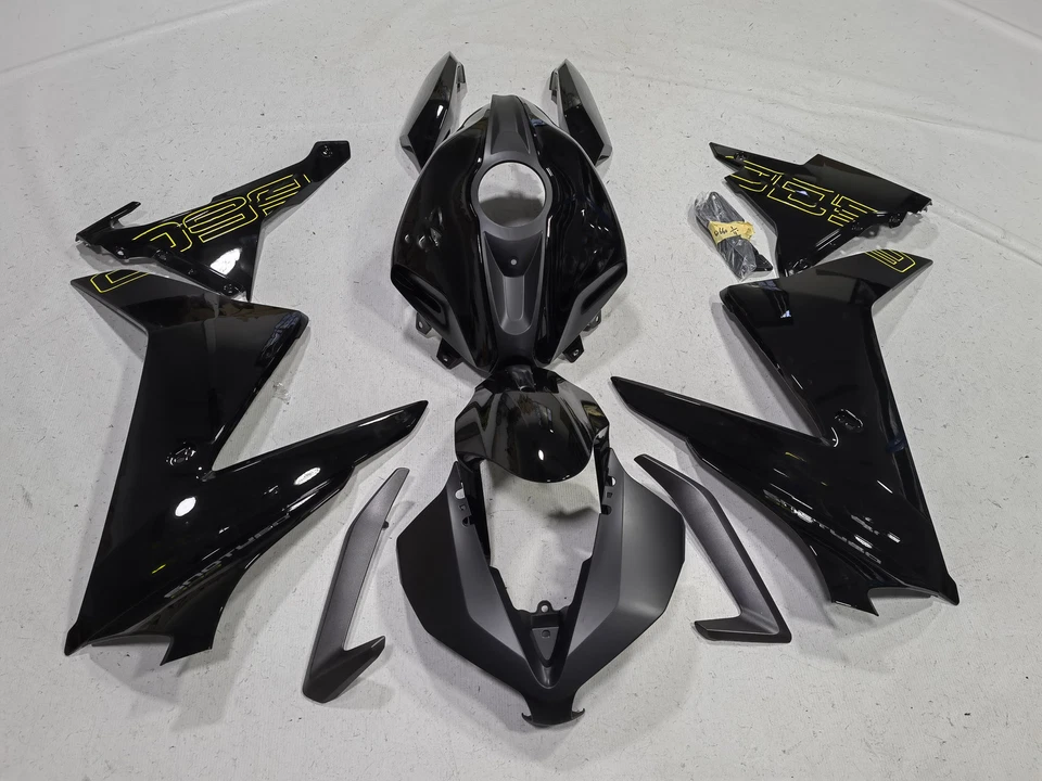 Комплект обтекателя кузова черный для Triumph Daytona 660 2024-2025 - Изображение 1 из 1