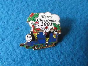 RUPERT BEAR & THOMAS THE TANK ENGINE CHRISTMAS 2001 ENAMEL BADGE - Picture 1 of 3