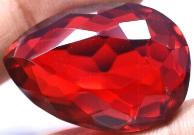 Extremely Flawless 55.75 Ct Splendid Red Topaz GGL Certified Lab Created Gem!!! - Imagem 1 de 4