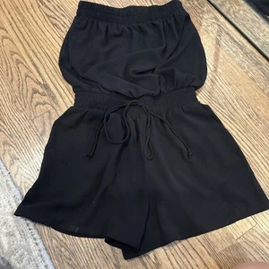 Pink Lily Black Strapless Romper Small - Picture 1 of 5