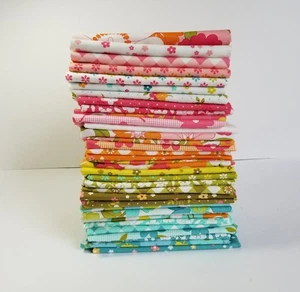 Flower Power Fat Quarter Bundle FQB by Maureen McCormick for Moda Fabrics - Picture 1 of 4