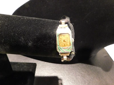 Винтажные механические швейцарские часы в одну руку серебристого цвета с зеленым дизайном - Изображение 1 из 4