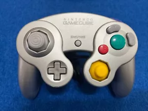 OEM Nintendo GameCube Controller Silver Platinum Official Joystick T2 - Picture 1 of 12