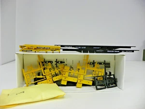 MCKEAN MODELS HO U/A "TTX FRONT RUNNER" 2 PACK MODEL KIT - Picture 1 of 7