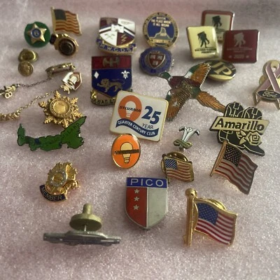 批量 28 件 复古翻领/领带别针 旗帜 Sylvania Wounded Warrior 纯银 EX11 — 第 1/4 张图片