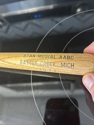 Stan Musial Louisville Slugger 125 16" mini murciélago de recuerdo, RARO Battle Creek 1971 Foto 1 de 4
